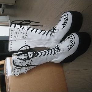 Double Decker white platform boots, size 38